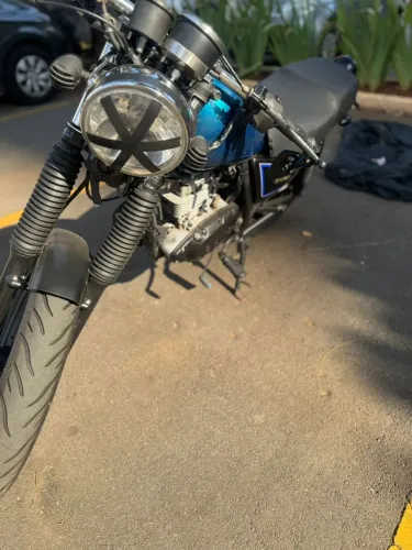 Moto Suzuki Intruder 125 cc - Perfeita - Brat racer Cafe Racer