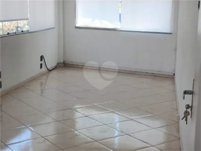 Sala para alugar no condomínio Mariana 08, Osasco - SP