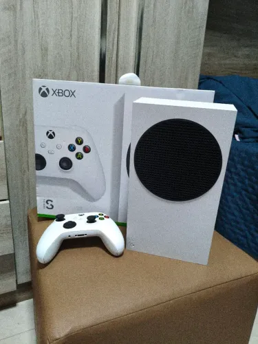 Xbox series S 512gb _ Comprado em agosto 2025