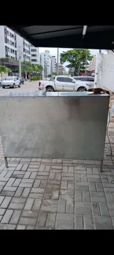 BALCÃO DE FERRO