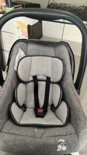 Bebê conforto negociável 