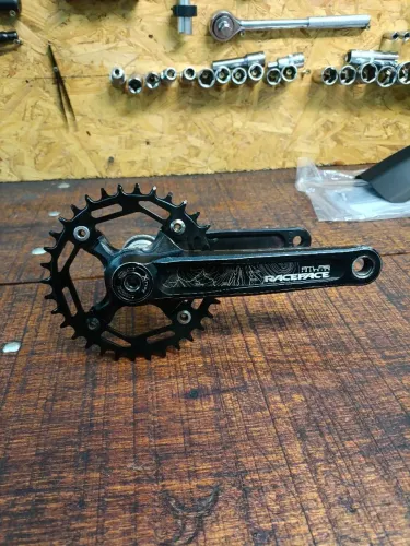 Pedivela Race Face Atlas 73mm 