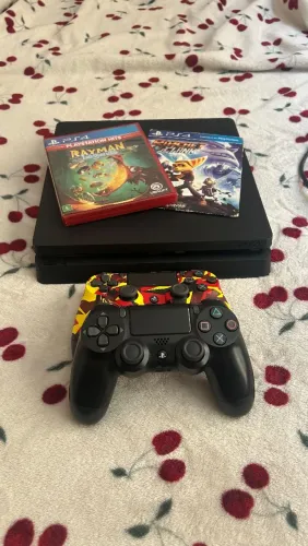 Ps4 slim 1t