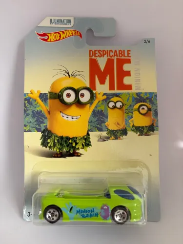 Hot Wheels Via 35 & Acceleracers - Deora 2/II Minions