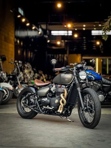 TRIUMPH BONNEVILLE BOBBER 1200 ABS 2017