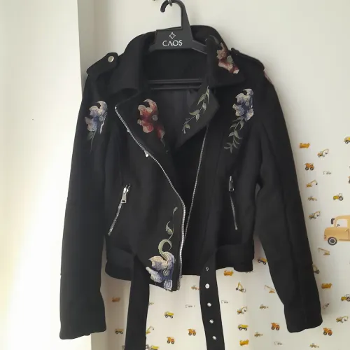 Vendo algumas peças de roupas desapego