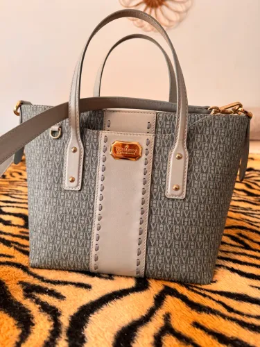 Bolsa Chelsea Medium Canvas