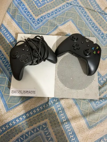 Xbox One S 1TB