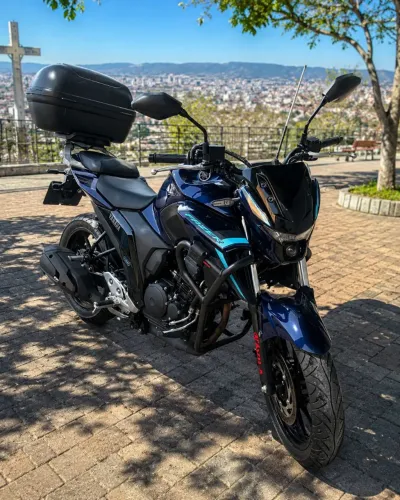 Fazer 250