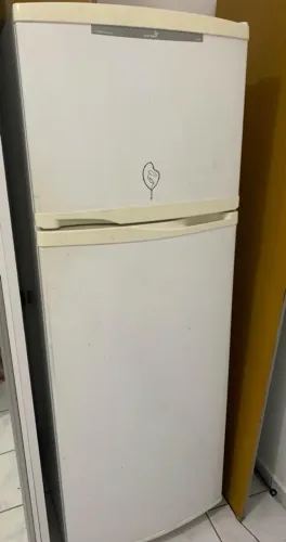 Geladeira cônsul- carcaça