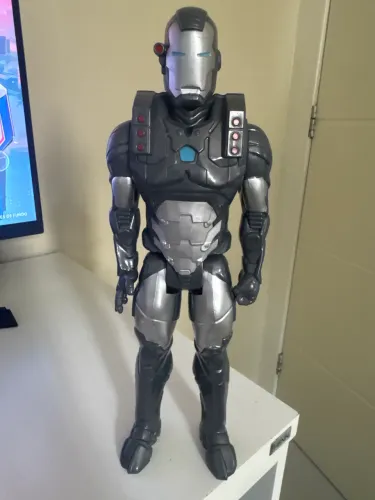Boneco War machine 30 cm da hasbro