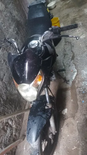Vendo moto 150 