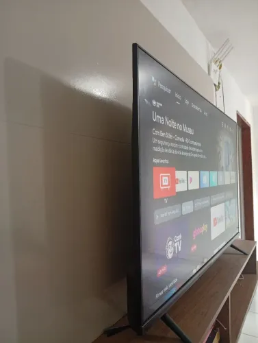 TV smart TCL 43 polegadas, em perfeitas condições, motivo da venda, mudança de estado 