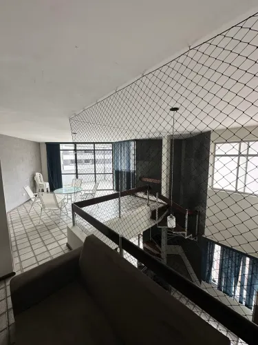 Alugo cobertura com 4 quartos na Sandoval arroxelas.
