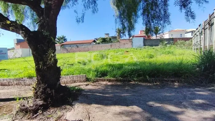 Terreno Padrão à Venda no Jardim São Carlos