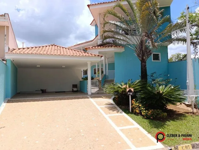 Sobrado com 3 dormitórios à venda, 498 m² por R$ 2.500.000,00 - Condomínio Village Saint C