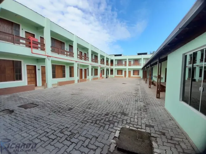 Pousada duplex de 32 suítes à venda em Anchieta - ES