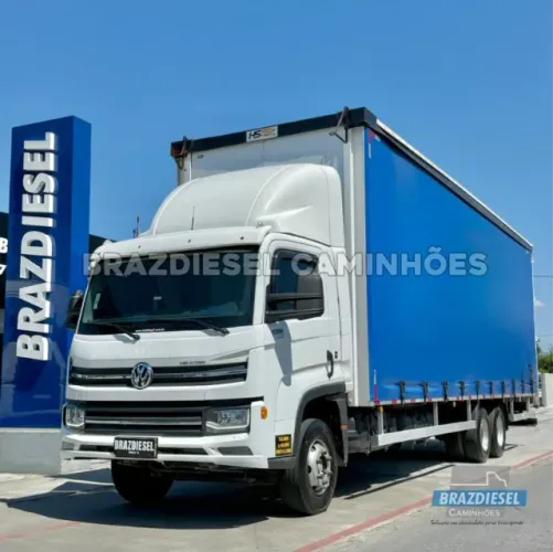 Vw 13.180 6x2 ano 2025 no sider de 8,50m e com apenas 57.000km!!!