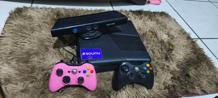 Vendo Xbox 360 slim