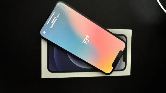 iPhone 12 64GB Novinho
