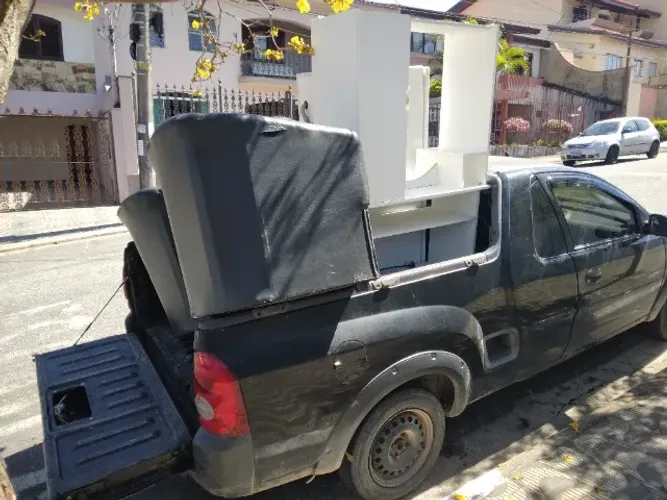 FRETES E MUDANÇAS - RÁPIDO, SEGURO E COM PREÇO JUSTO!