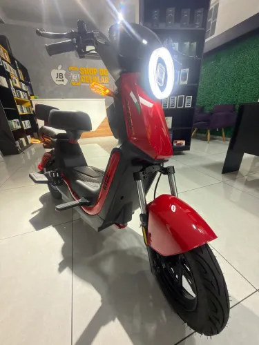 Scooter elétrica