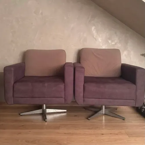 2 Poltronas giratórias novas ou peça única