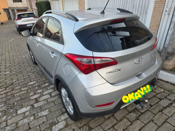 Hyundai HB20X Style 1.6 Flex 16V Aut. 2015