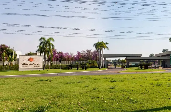 Lote residencial de 586 m² à venda no Jardim Village do Cerrado