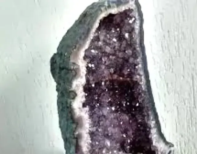 Capela Pedra Natural Decorativa Ametista - Estudo oferta razoável para retirar em Atibaia