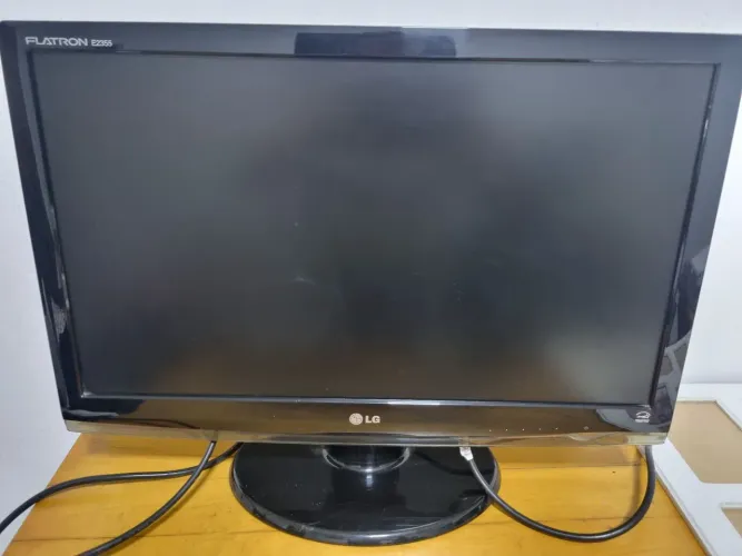 Monitor LG E2355