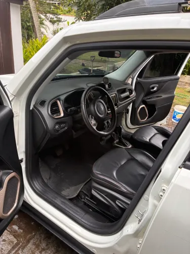 Jeep Renegade Sport 2.0 4X4 TB Diesel Aut. 2016