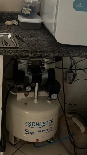 Compressor odontológico