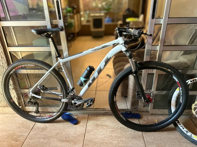Bicicleta GTI 12V Shimano Aro 29
