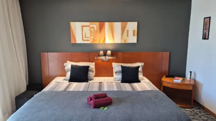 Flat de Luxo por temporada na Barra, com piscina, sauna, academia e balsa para praia
