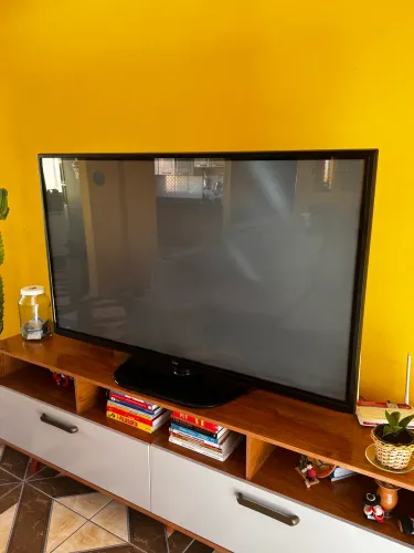 TELEVISÃO 60? LG