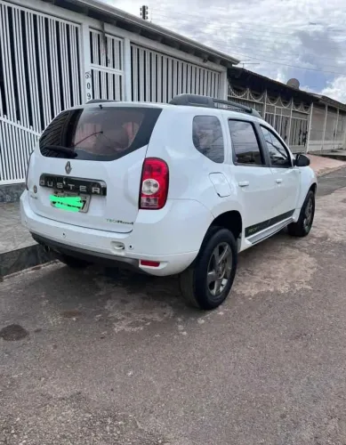 Renault Duster Dynamique 2.0 Hi-flex 16V Aut. 2014