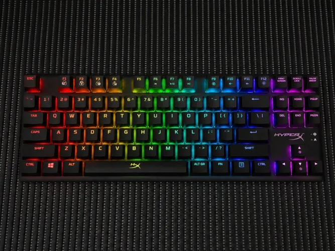 Teclado Gamer Mecânico HyperX Alloy Origins Core RGB Switch HyperX Blue