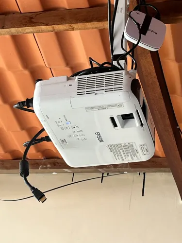 Projetor Epson profissional 