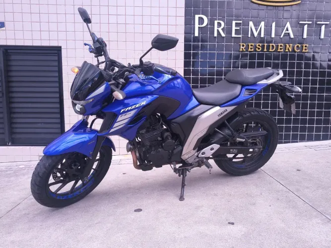 Yamaha Fazer 250 cc Blueflex 2022