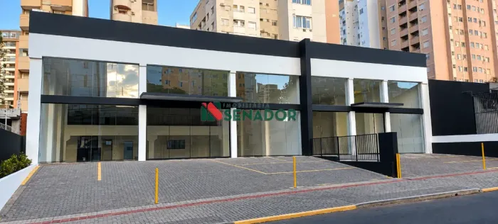Barracão à venda em Londrina, Centro, com 350 m²