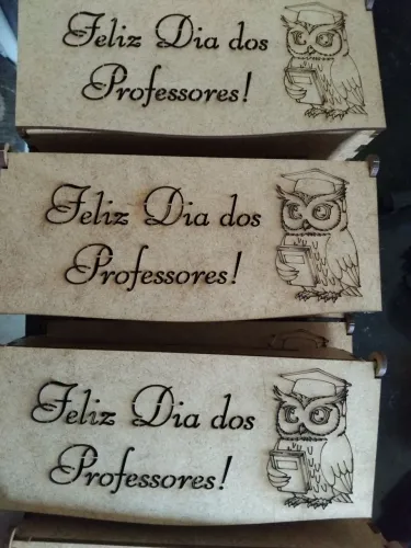 Caixas de MDF para ocasiões de professores e namorados ?