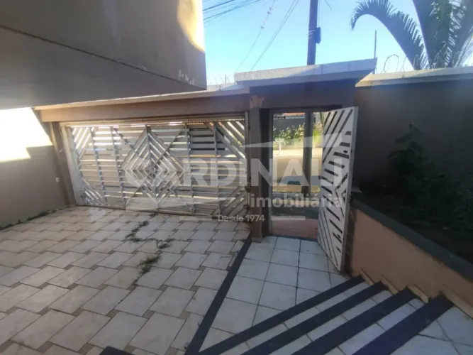 Casa Padrão em São Carlos