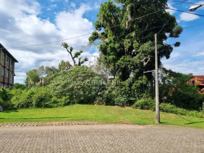 EXCELENTE TERRENO DUPLO NO QUINTA DA SERRA