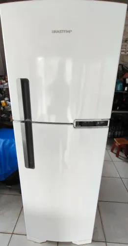 Geladeira Frostfree Gelo Seco 375L