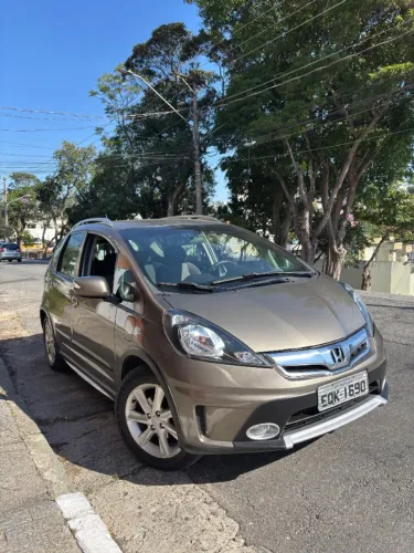 Honda Fit Twist 1.5 Flex 16V 5P Aut. 2014