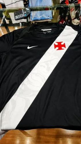 Vendo camisa do Vasco do Roberto dinamite original com nota fiscal