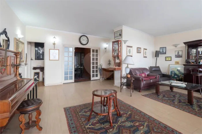 Apartamento com 3 quartos à venda em República - SP