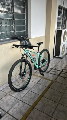 Bicicleta Oggi 7.0