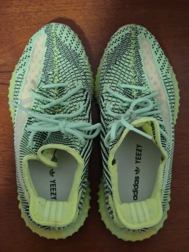 TÊNIS YEEZY BOOST 350